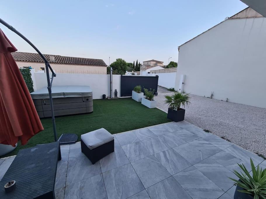 Magnifique Villa Avec Jacuzzi En Option Villeneuve-les-Maguelonne Exterior photo